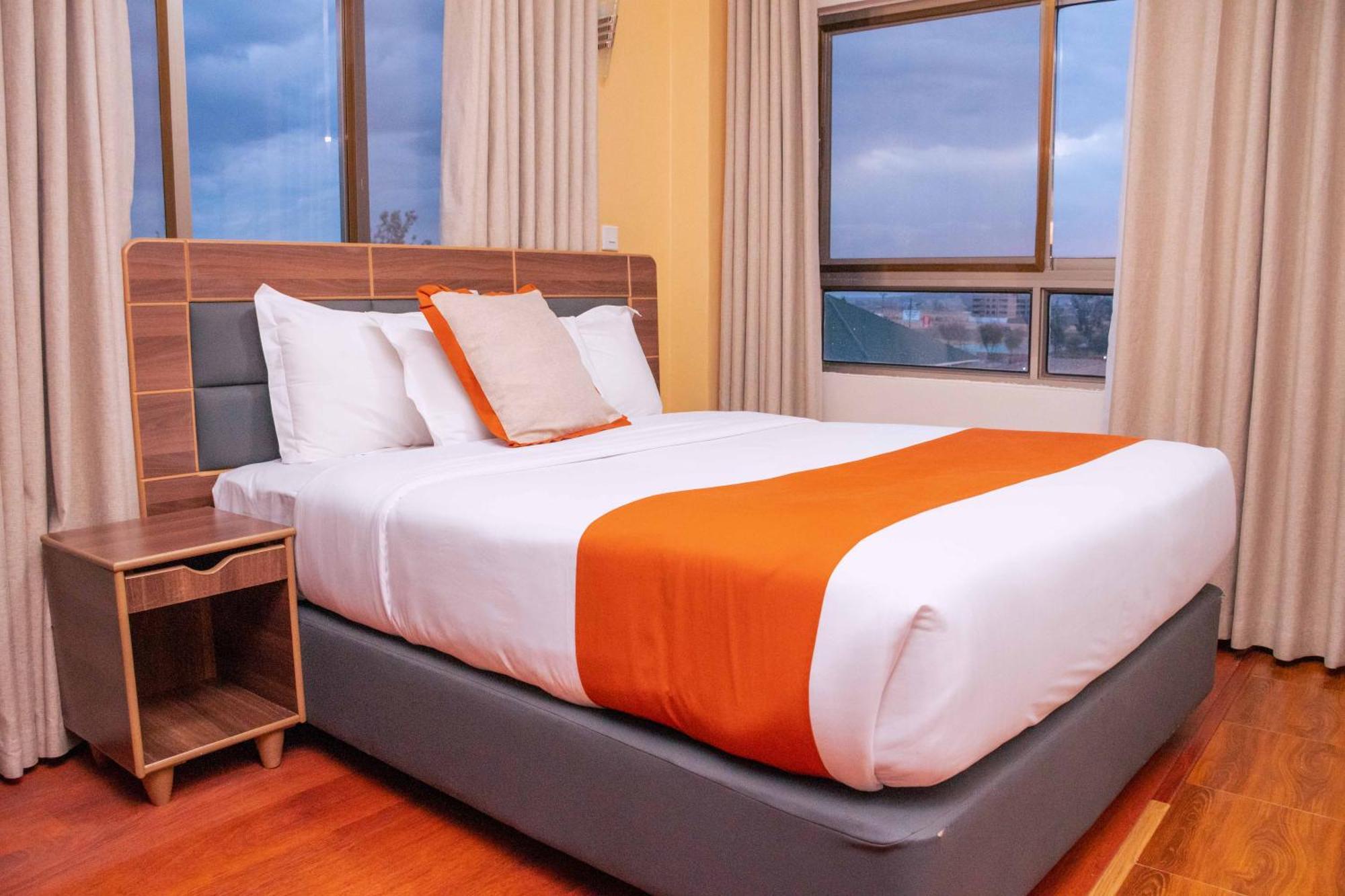 Buraha Zenoni Hotel&Resort Nakuru Exterior foto